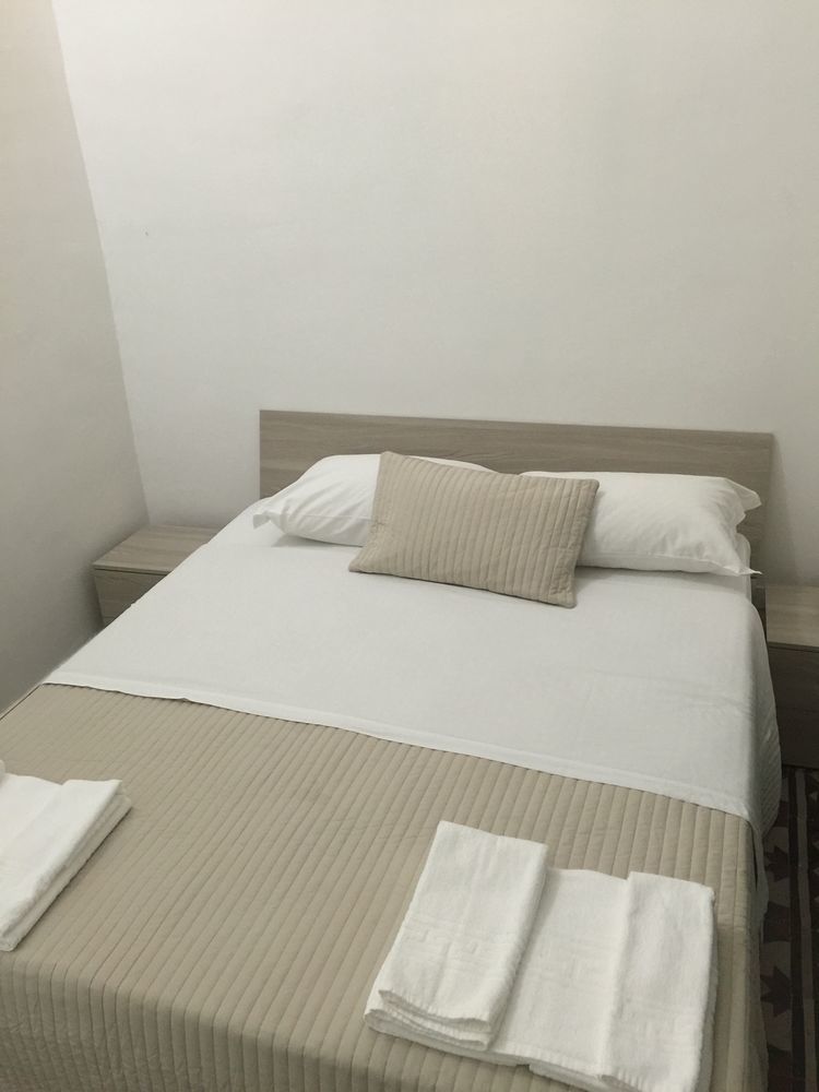 B&B H224 Реджо-ди-Калабрия Экстерьер фото